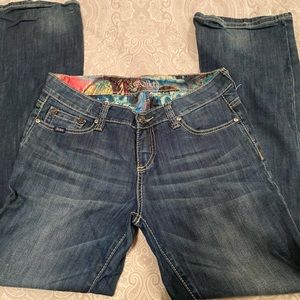 Women’s size 8 Adiktd Jeans